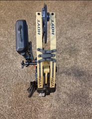 Hoyt VTM 31 Right Hand Bow 70lb bourbon color Sight Quiver Stabilizer with stand