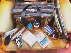 Airsoft Hand Gun & Ammo LOT!