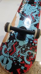 Vintage Avigo Extreme Skateboard 31 Inches Red and blue ~31 Inches