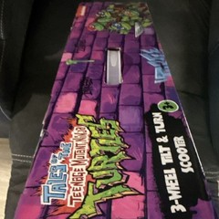 Nickelodeon TMNT Tales 3-Wheel Kick Scooter Tilt & Turn LED Wheels Green