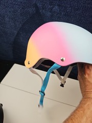Eight Ball Kids Multi Sport Helmet Small/Medium 20.5″-22″ Model 888-04 Age 8+