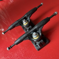 Vintage Gullwing Trucks 9″ Mach V super Pro light weight composite NOS NEW! 80s