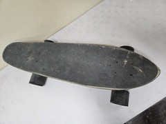 SKATEBOARD GULLWING CHARGER TRUCKS SAN CLEMENTE SIXTY EIGHT WHEELS 27″ x 7″