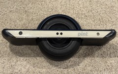 Onewheel Pint Black used with extra bumper kit very low miles