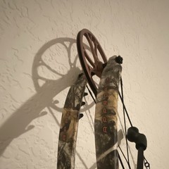Bear Compound Bow for Men, Camouflage Finish Camo great and reliable bow!￼