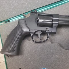 Rare Diana 6″ R357 .177/4.5 Co2 pellet Bb pistol Revolver With Case