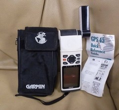 Garmin GPS 45 Handheld Personal Navigator Works Screen Is Near Perfect Used