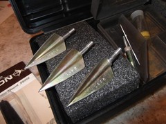 Crossbow Compound Hunting Bow Arrow Broadhead Lot Horton Crossbow Extras
