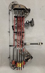 Bear Legend Series Redemption EKO Compound Bow RH DL 29 DW 70 SL 62