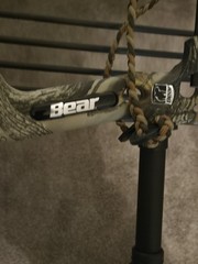 Bear Archery Vast Right Hand Compound Bow – God’s Country Color (AV04A2X0A7R)