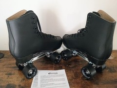 CHICAGO Skates Men’s Premium Leather Lined Rink Roller Skate – Size 10, Black