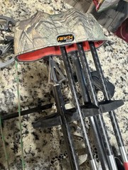 Bear Archery Species RH Compound Bow Camo 55-70lb 32in Aluminum