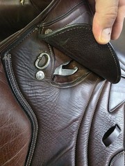 Premium 16.5” Leather Jump Saddle – FF M – Dover Hardware + Rack