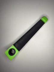 Headrest bow hanger with rubber insert