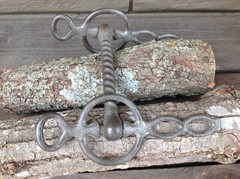 Antique iron twisted driving horse bit, 100+ years old, good condition