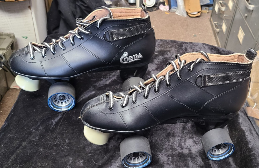 Vintage COBRA Roller Derby Skates Size 12