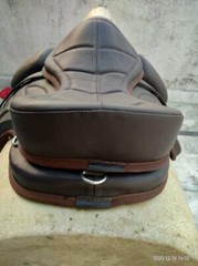 Leather Saddle Freemax Treeless Leather Saddle In Brown and black