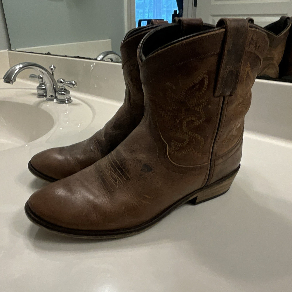 Dingo Brown Leather Western Cowboy Equestrian Pull-On Boots Size 8.5 US Women’s