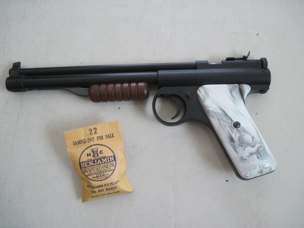 Vintage Benjamin Franklin Air Pistol Pellet BB Gun Pump Single Shot Model 132
