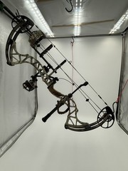 Bowtech Invasion CPX-RTH package 70# 26-30″. Balanced and tuned, Near Perfect!