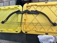 Crosman Elkhorn Youth Compound Bow Used