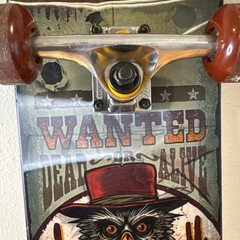 NEW Tony Hawk Lenticular 31 In. Wanted Hawk Skateboard 52mm Wheels
