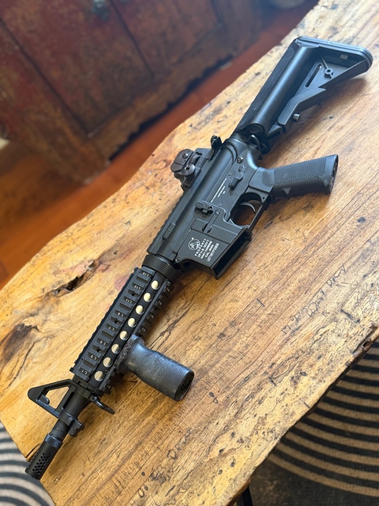 Colt M4 CQB Full Metal AEG airsoft Cybergun metal version