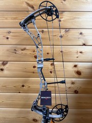 Bowtech Solution LS – Right Hand – 70lbs – 24.5″-30″ – Sandstone – A14734