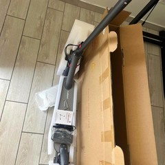 LADPED LP60 350W 8.5INCH Solid Tire Electric Scooter 25KM/H 10.5AH