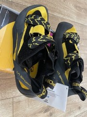 La Sportiva Miura VS Rock Climbing Shoes Men’s US 11.5 / EU 45, Yellow/Black
