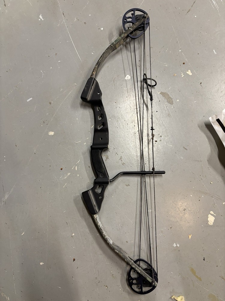 Browning Micro Midas 3 Youth Compound Bow Camouflage Black