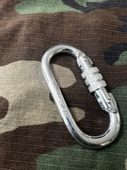 U.S. MILITARY ISSUED CARABINER CLIP 2007 25KN CLIMBING REPELLING GEAR NEW (E)