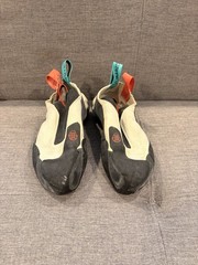 La Sportiva Mantra Climbing Shoes EU 40.5 USM 8 Chalk No Edge Bouldering