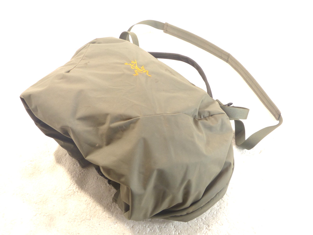 Arc’teryx Ion Rope Bag Lightweight Compact Climbing Tarp Bag Orange & Gray