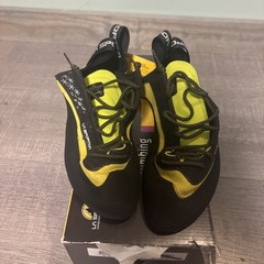 Brand New La Sportiva Miura Climbing Shoe – Men’s Lime 40