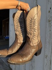 Nocona Boots Leather Western US 8.5D men’s/womens 10W rare vintage Cowboy boots