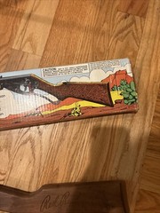 Vtg Daisy Model 1938B Red Ryder BB Gun-Used- works great-with 1988 original box