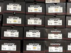 Wholesale Saucony Men Women Running Track & Field Shoes Qty (100)