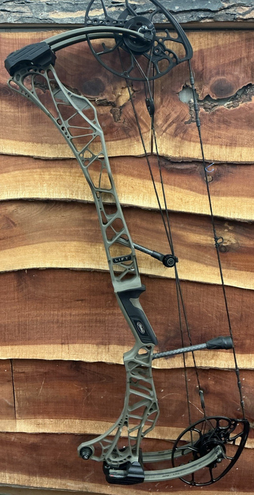 Mathews Lift X 29.5 Ambush Green 28″D/L 70#D/W *Display Bow*