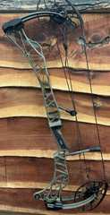 Mathews Lift X 29.5 Ambush Green 28″D/L 70#D/W *Display Bow*