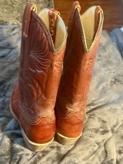 Dingo women’s Brown Western Equestrian Boots Size 8 Model 53905