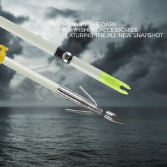 6 Pack 32 inch Bowfishing Arrows Luminous with Broadheads and Safty Slides Bo…