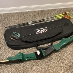 Recurve Bow, 45#, Heavy Riser, Case, 6 Talon Arrows, Sweet Setup