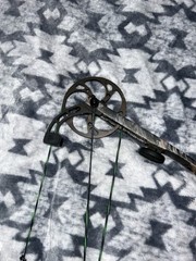 Mathews Outback Compound Solo Cam Bow Camo 70lbs Draw Weight 28” 80%/27.5” 65%