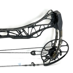 Mathews Lift 29.5 Bow RH 27″/ 65lbs. – Black and Mossy Oak Bottomlands
