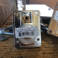 Independent Stage 11 144 SIlver Truck