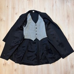 SaddleSeat Riding Jacket, Vest, Tie, Pants in EUC (Size Small)
