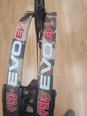 PSE EVO EVL 34 Compound Bow 70#