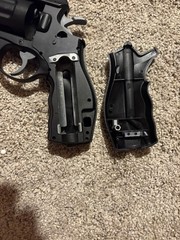 Elite Force H8R revolver 6mm CO2 airsoft with 5 mags, box & allen key