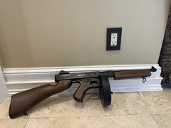 Thompson Submachine Air Gun 45MIAl No.1244194 in Black and Imitation Wood BB Gun